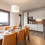Ski-inn Rukavillage *
