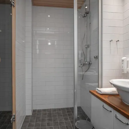 Ski-inn Rukavillage *