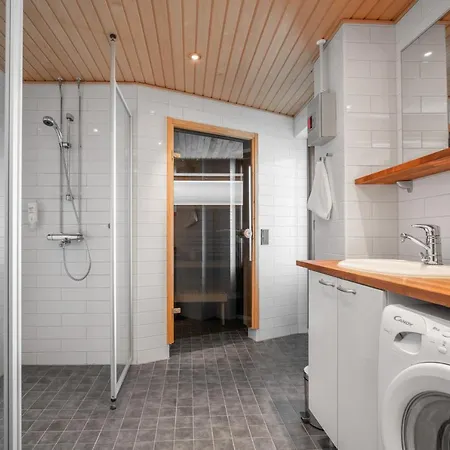 Ski-inn Rukavillage *